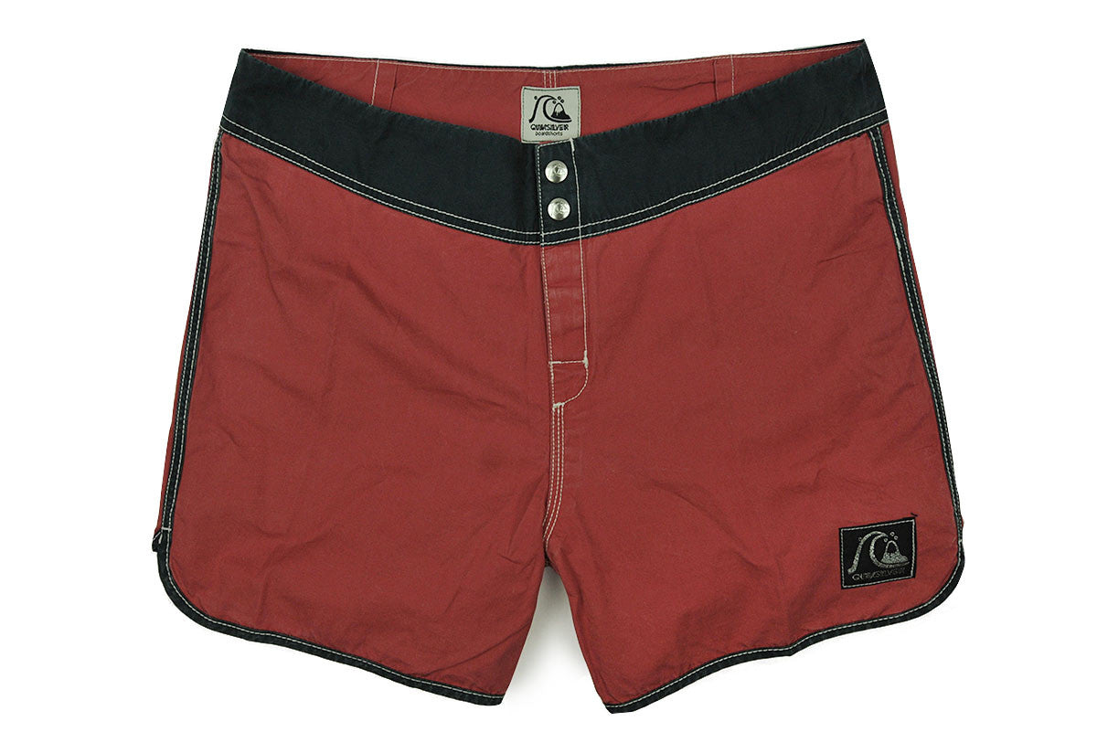 QUICKSILVER ORIGINALS-15 QUICKSILVER ORIGINALS-15" Scallop Board Shorts (Garnet w/ Navy)